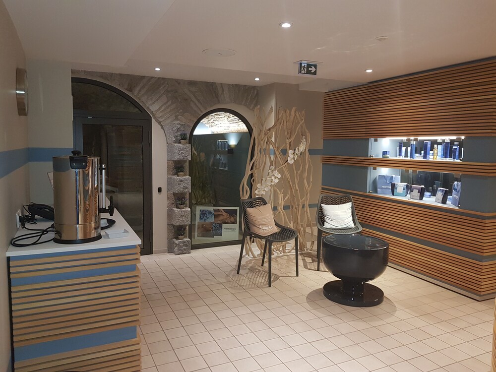 Steam Room