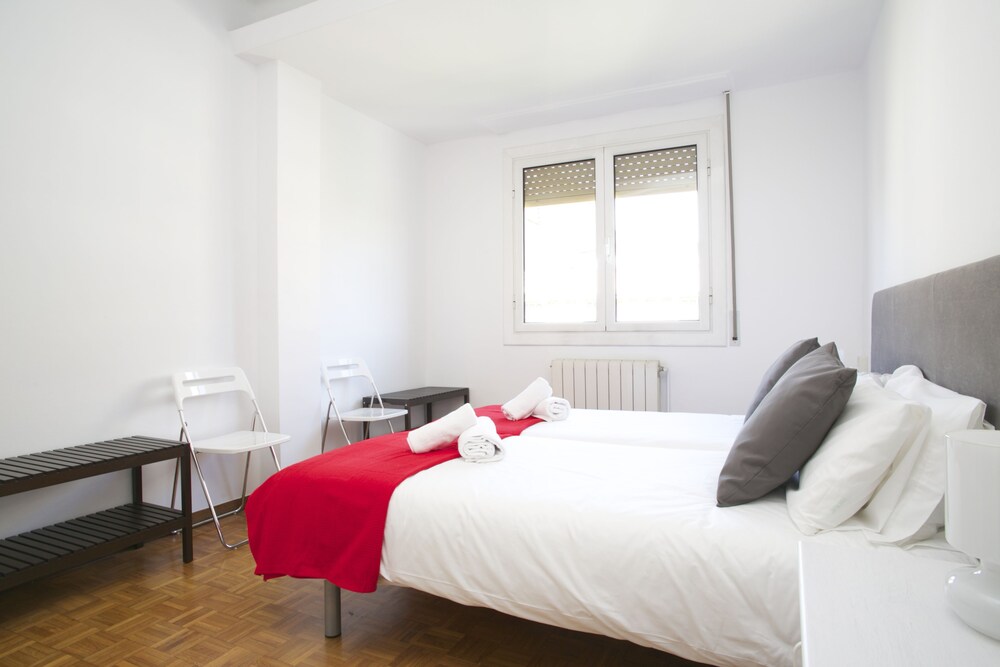 Apartment, 3 Bedrooms, City View - Guestroom