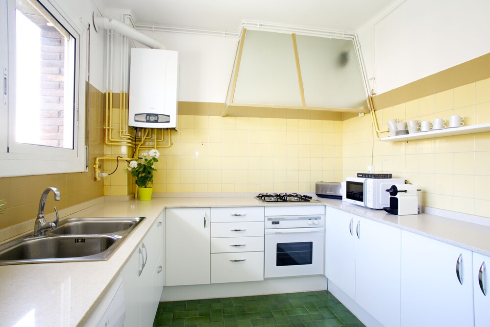 Apartment, 3 Bedrooms, City View - In-Room Kitchen