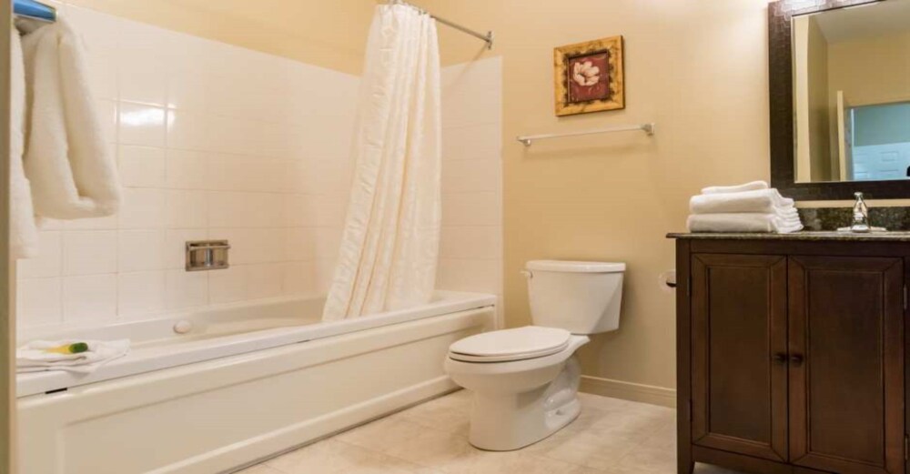 Condo, 3 Bedrooms - Bathroom