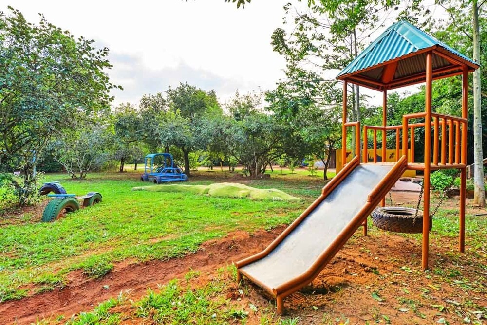 Childrens Play Area - Outdoor