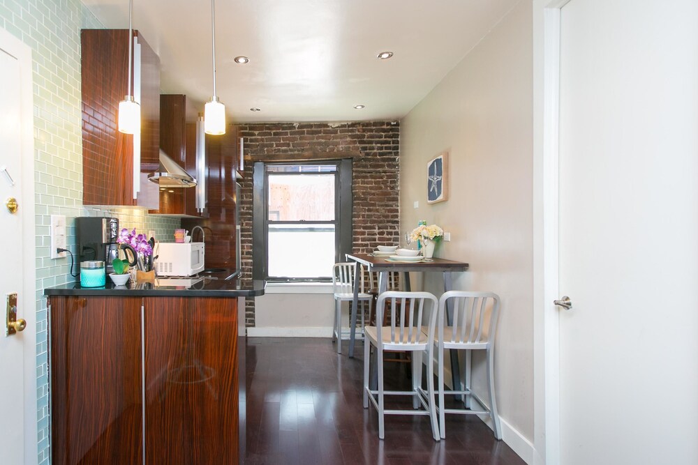 Apartment, 3 Bedrooms, View - In-Room Dining