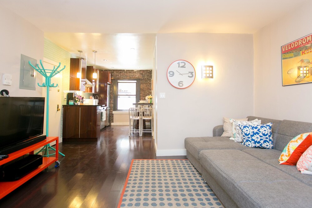 Apartment, 3 Bedrooms, View - Living Area
