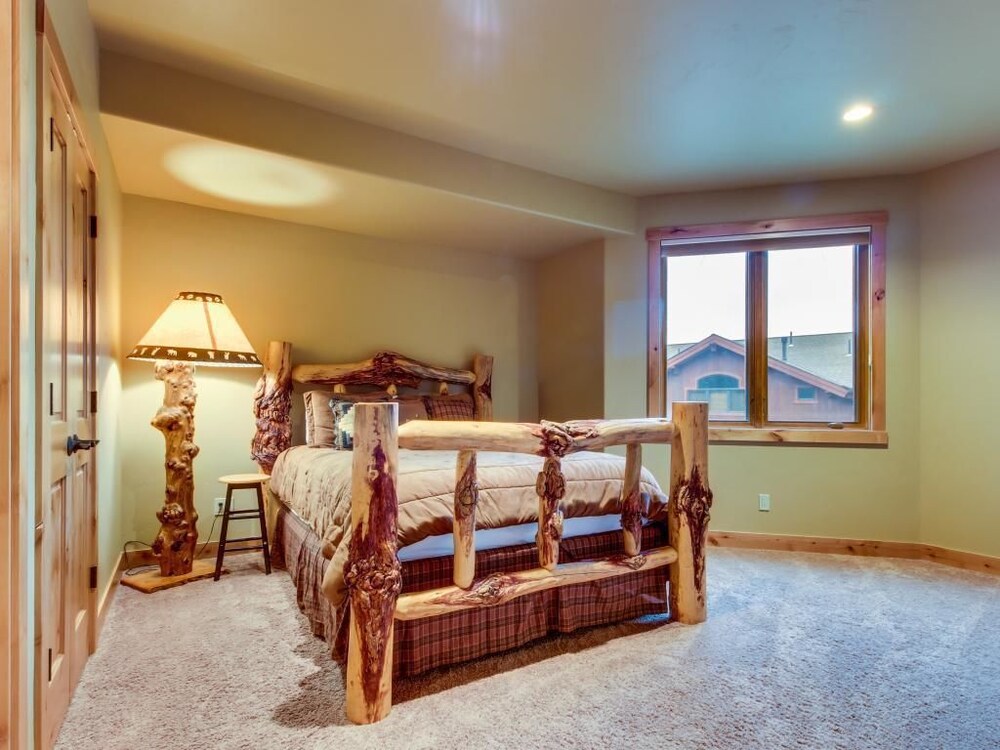 Apartment, 5 Bedrooms - Guestroom