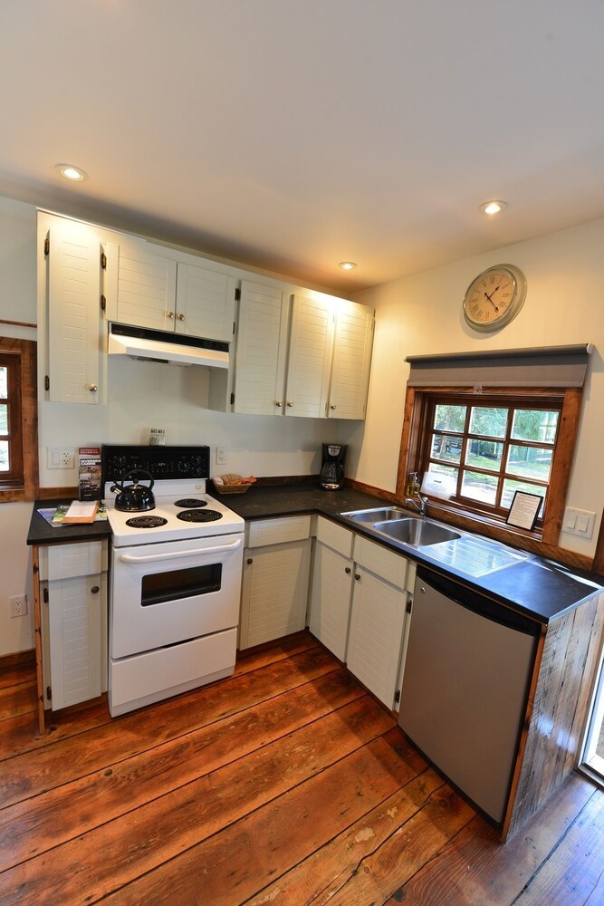 Cabin, 1 Bedroom, Kitchen, Mountain View - In-Room Kitchen