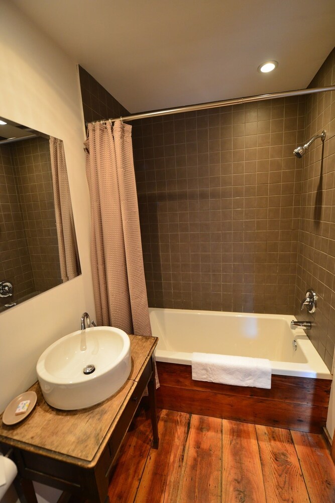 Cabin, 1 Bedroom, Kitchen, Mountain View - Bathroom