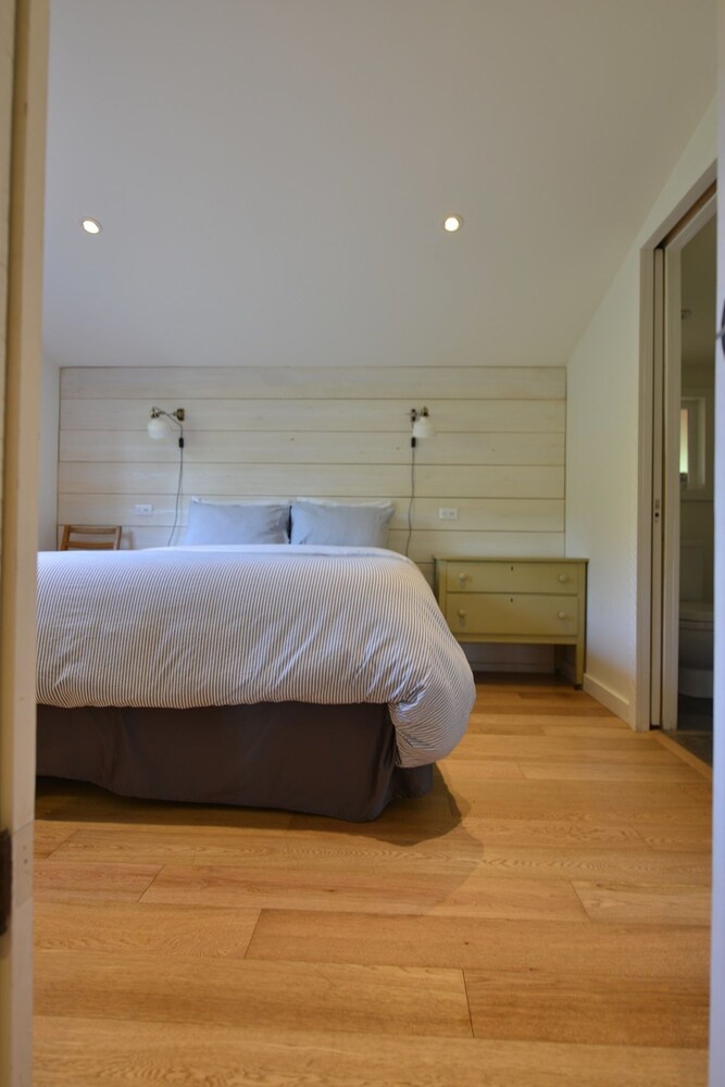 Cottage, 3 Bedrooms, Patio, River View - Guestroom