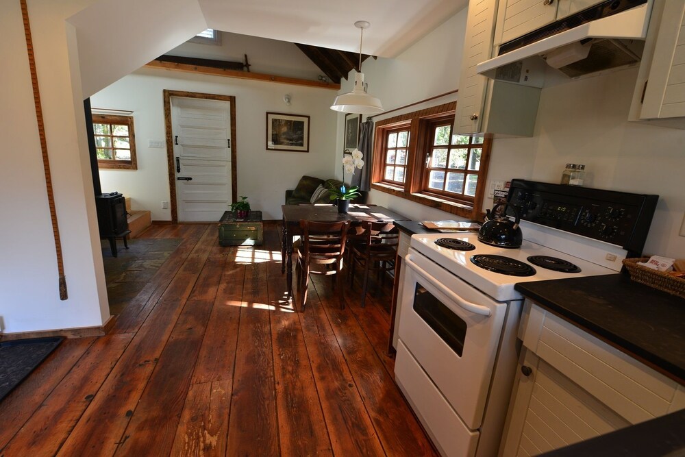 Cabin, 1 Bedroom, Kitchen, Mountain View - In-Room Kitchen