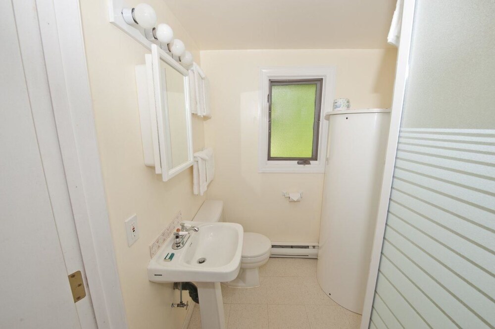 Cabin, 1 Bedroom, Balcony, River View - Bathroom