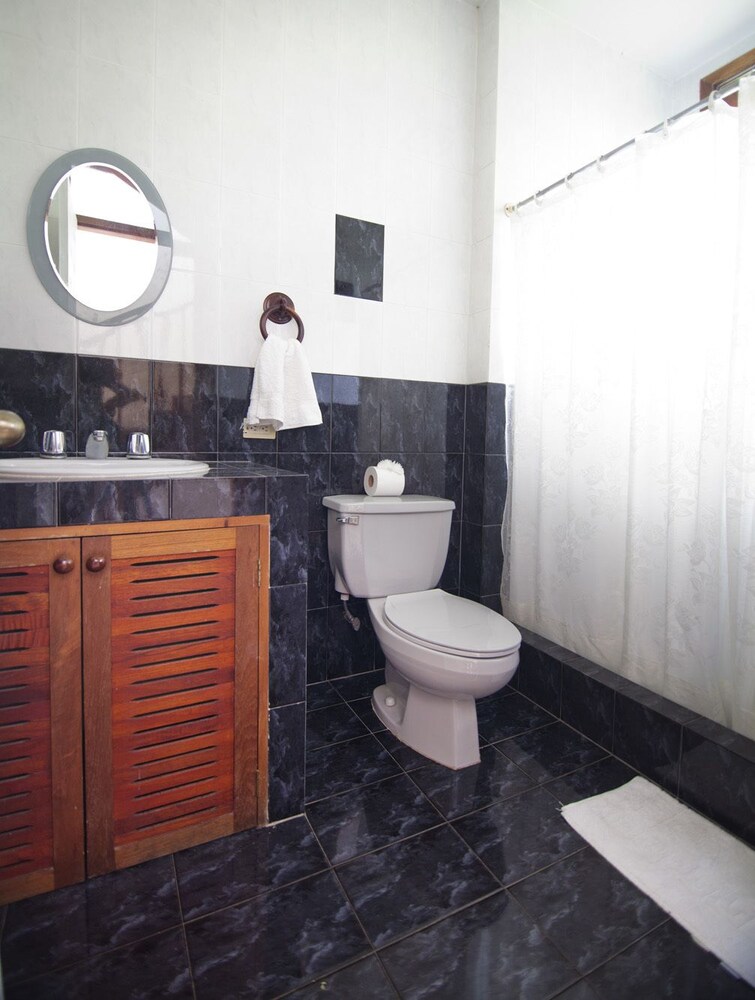 Apartment 1 - Bathroom Sink