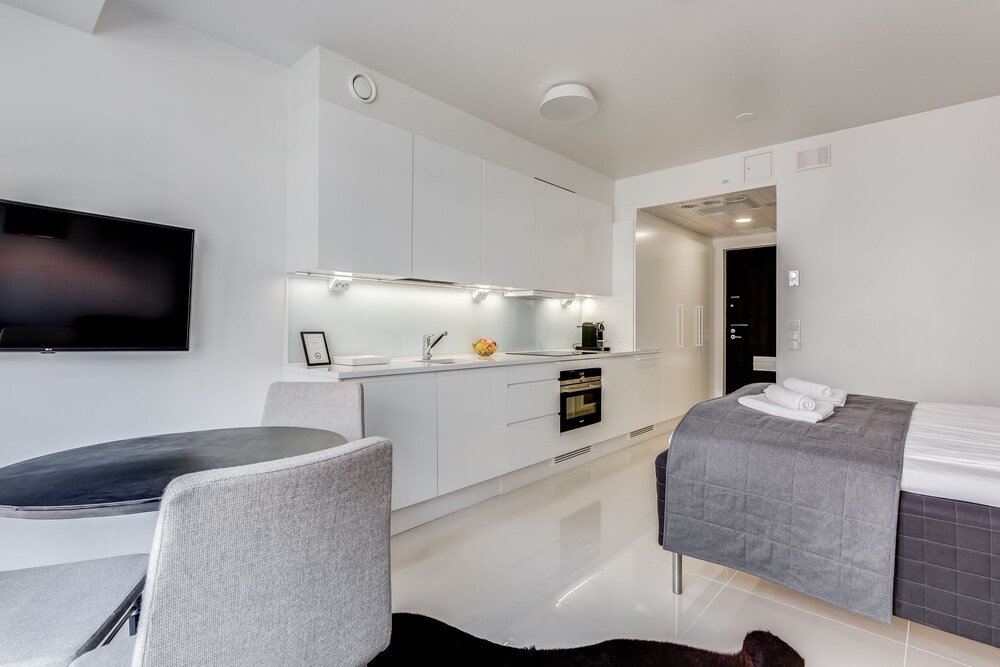 Premium-studio, 1 queen size -sänky, Keittiö, Kaupunkinäköala - ruokailu omassa huoneessa