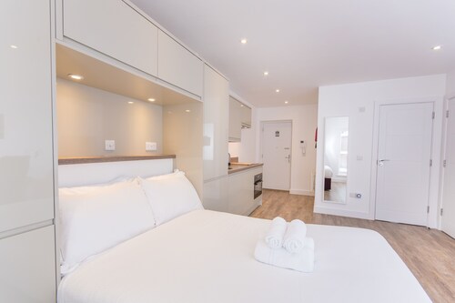 Town or Country-Canute Studio