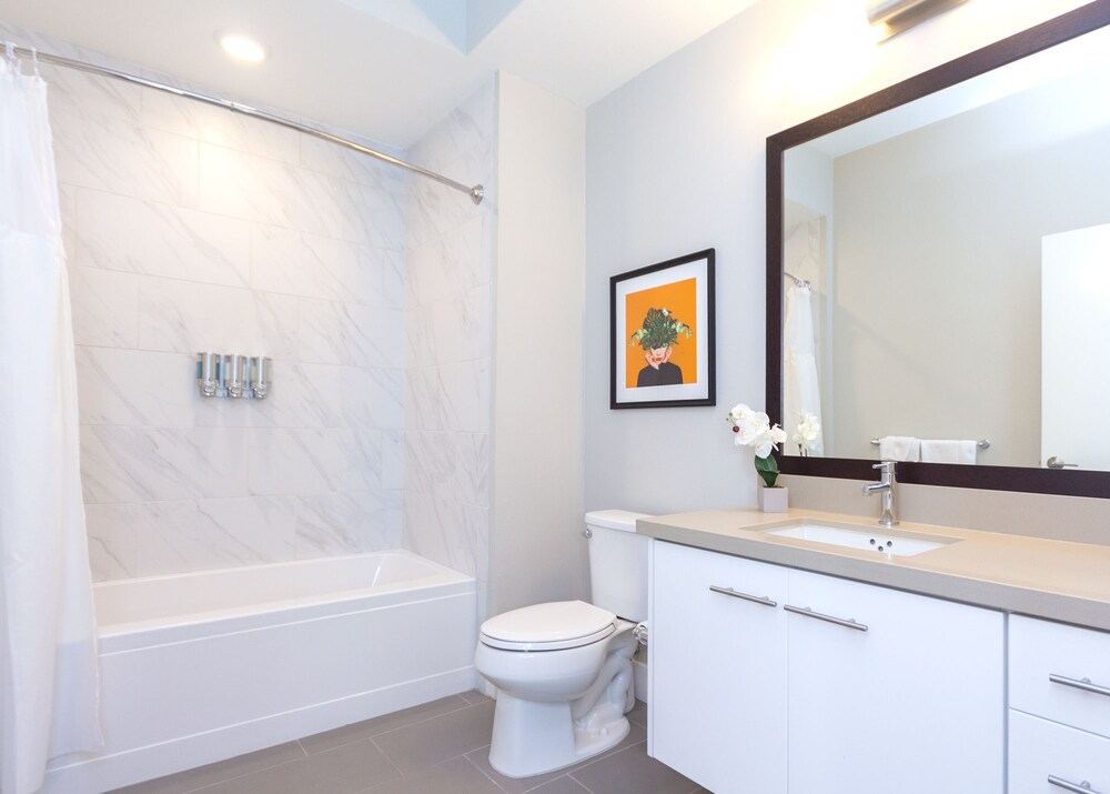 Executive Apartment, 2 Bedrooms, Kitchen, Pool View - Bathroom
