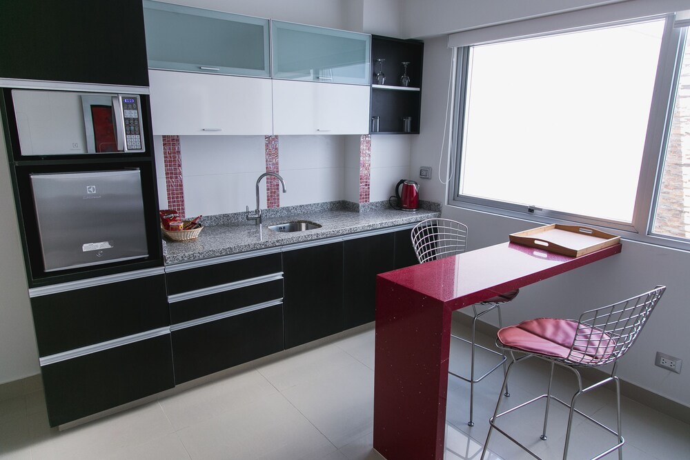 Cocina básica en la habitación: Suite estándar, 1 cama de matrimonio, accesible para personas con discapacidad