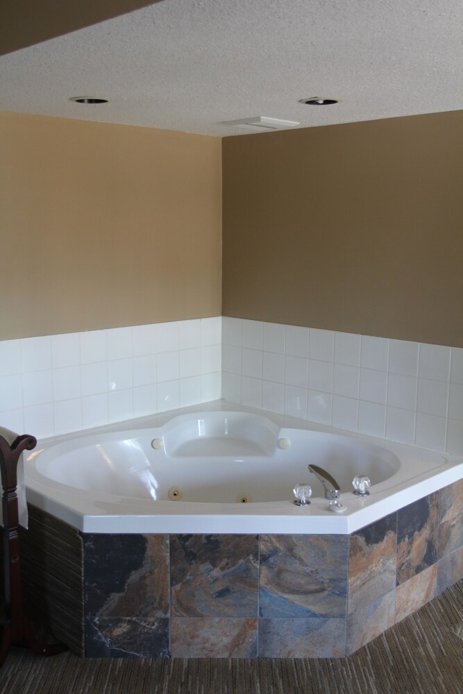 Jetted Tub