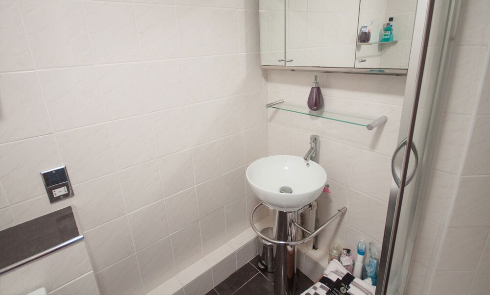 Lavabo de la salle de bain (Studio)