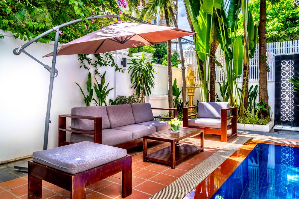 Sundeck