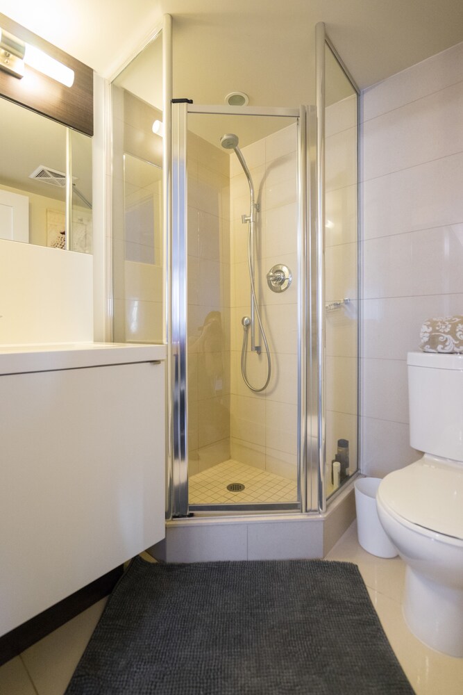 Apartment - Bathroom Sink