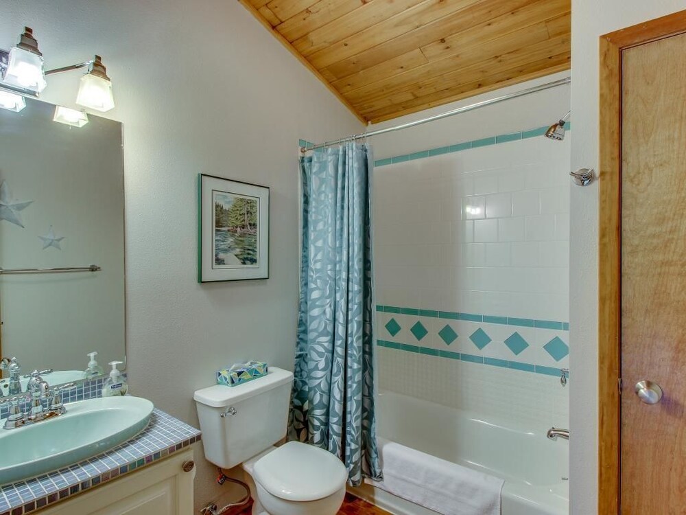 Apartment, 3 Bedrooms - Bathroom