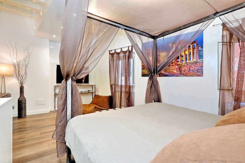Studio - Guestroom