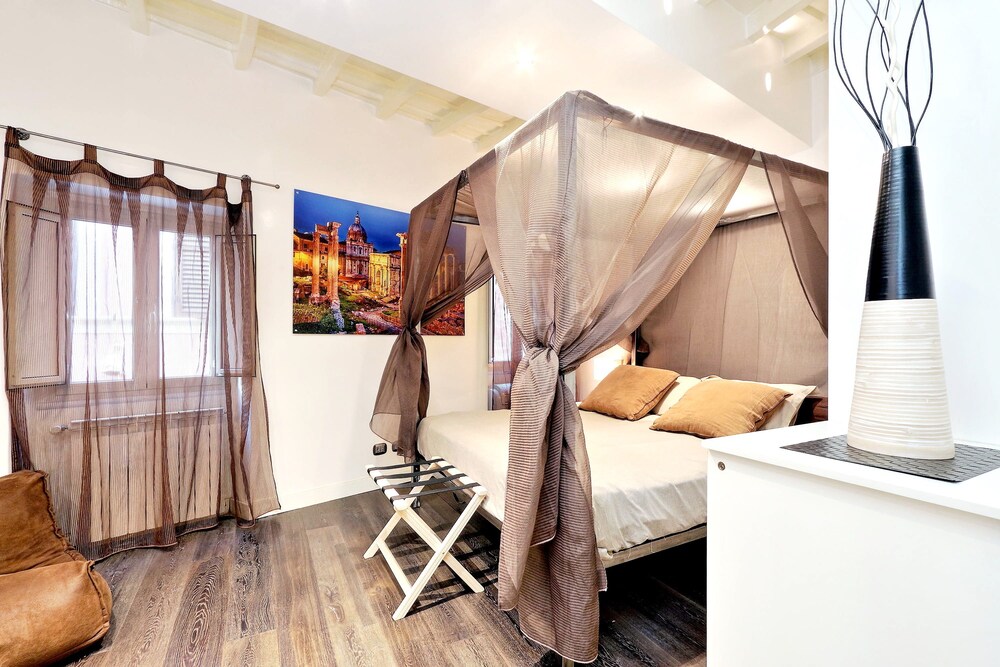 Studio - Guestroom