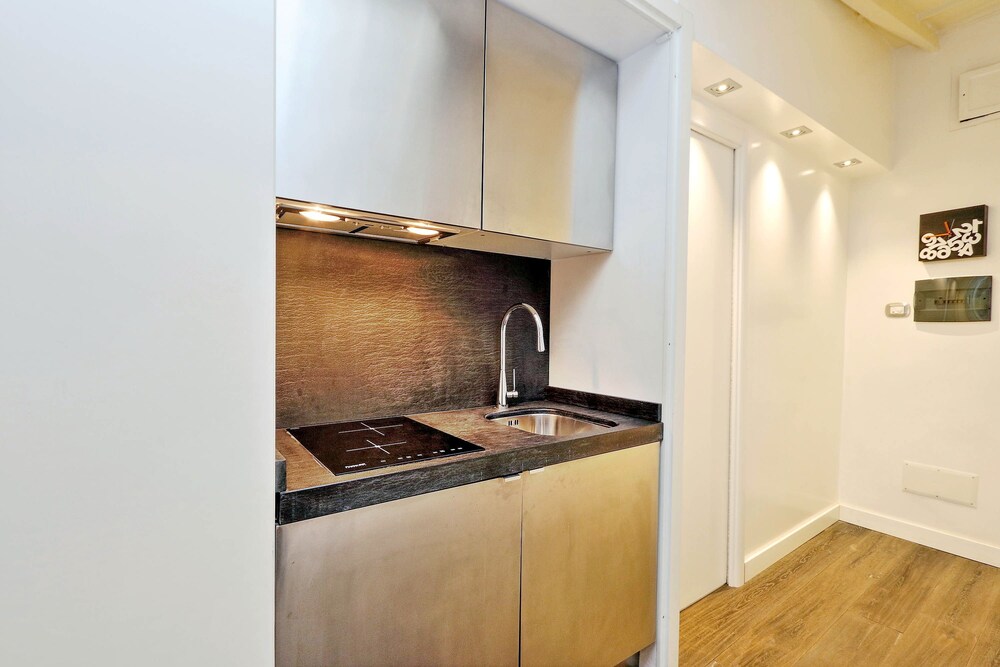 Studio - In-Room Kitchenette