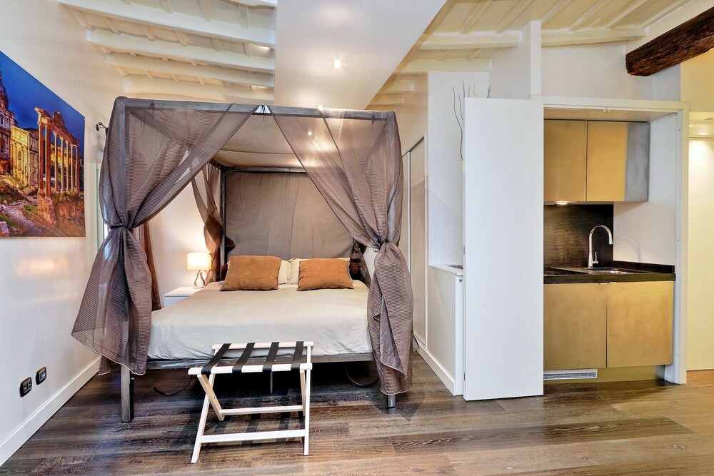 Studio - Guestroom View