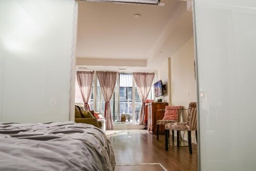 Loft, 1 Bedroom - Featured Image