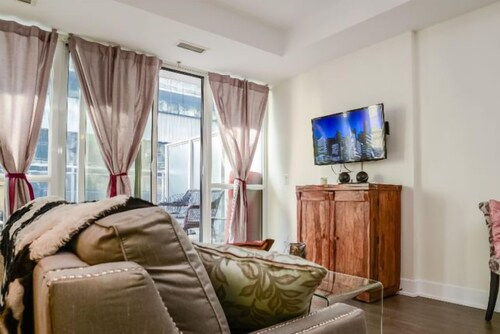 Loft, 1 Bedroom - Living Room