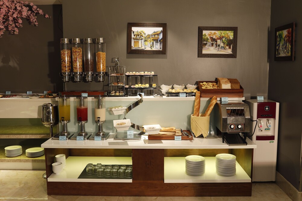 Snack Bar