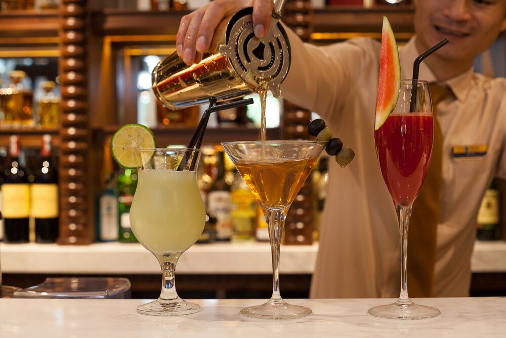 Hotel Bar