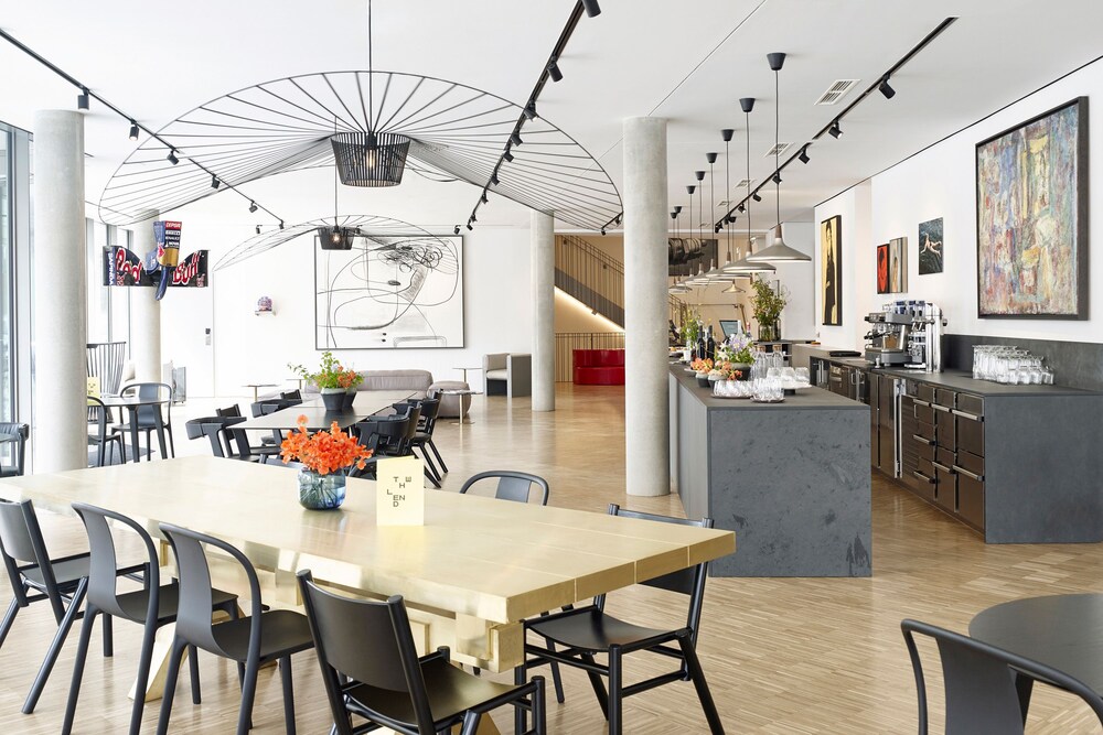 Lobby-Lounge