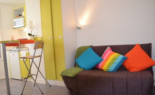 Standard Studio, Private Bathroom - Room