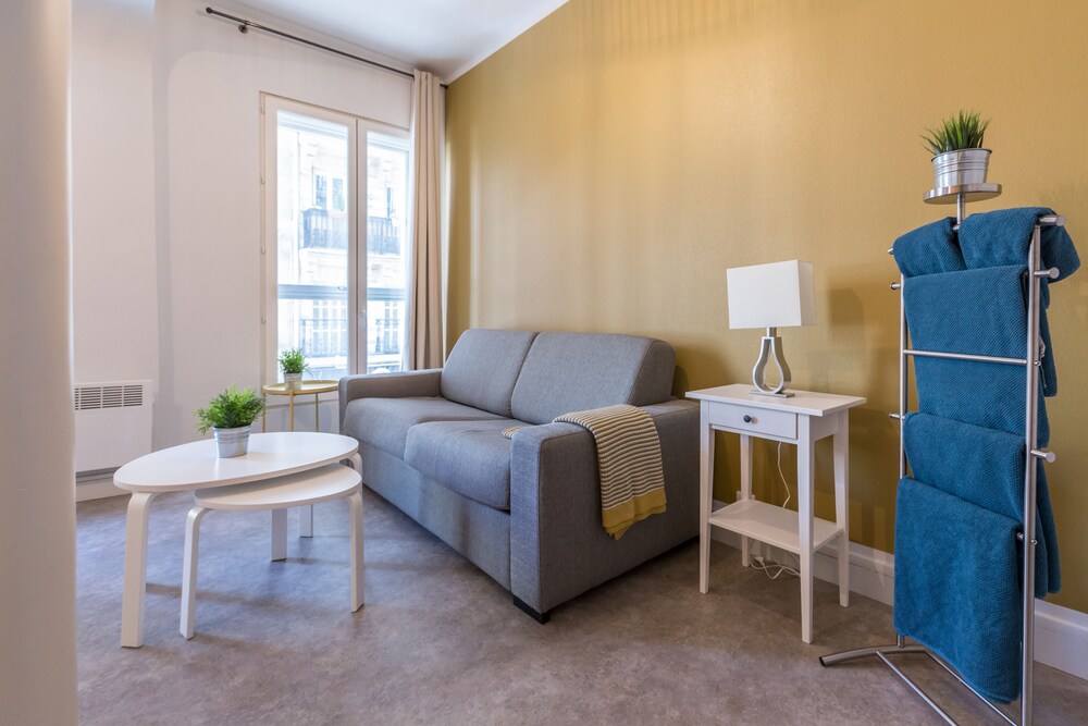 Chambre (Appartement, 1 chambre ( _4_ ))