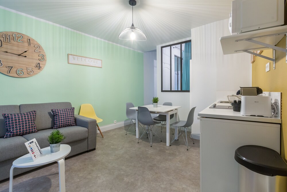 Salle de séjour (Appartement, 2 chambres ( _2_ ))