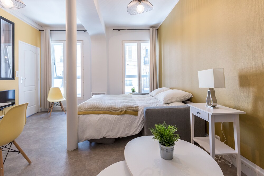 Chambre (Appartement, 1 chambre ( _4_ ))