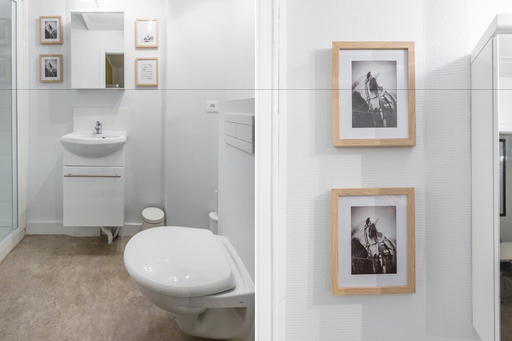 Salle de bain (Appartement, 2 chambres ( _2_ ))