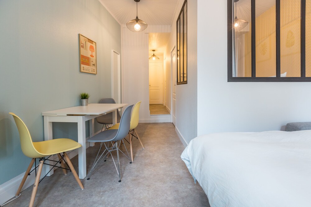 Chambre (Appartement, 1 chambre ( _5_ ))