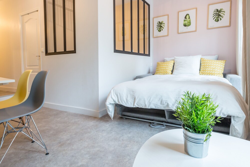 Chambre (Appartement, 1 chambre ( _5_ ))