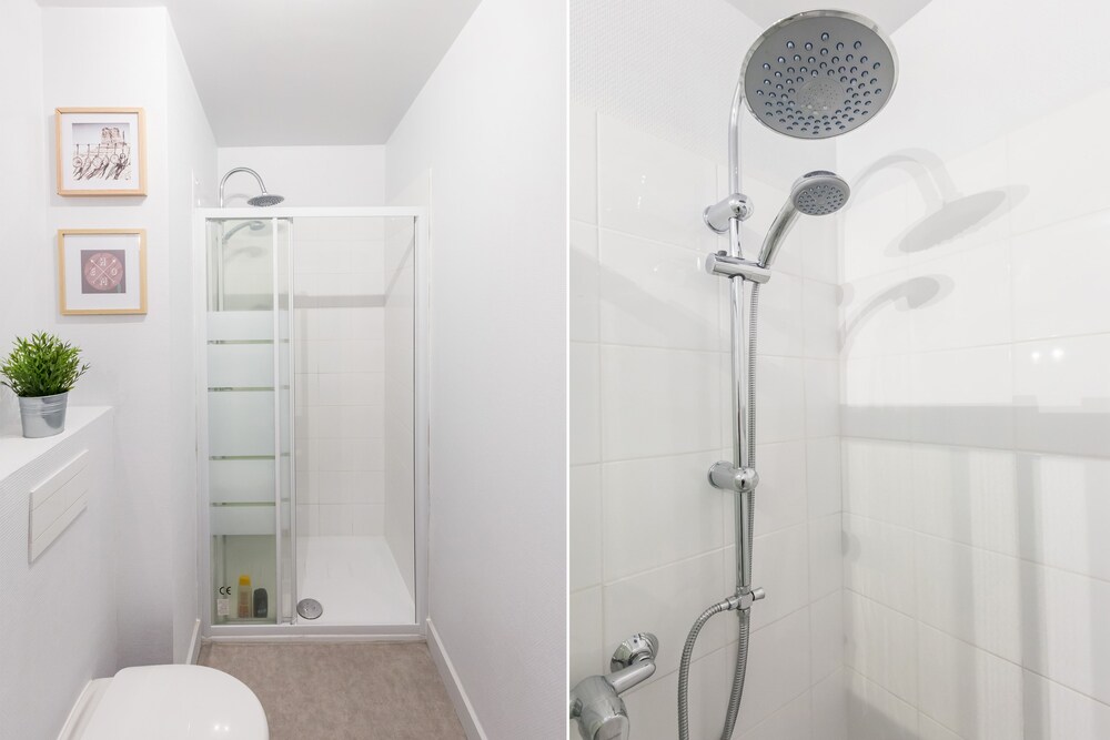 Chambre (Appartement, 2 chambres ( _6_ ))