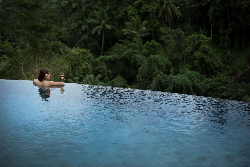 Infinity Pool
