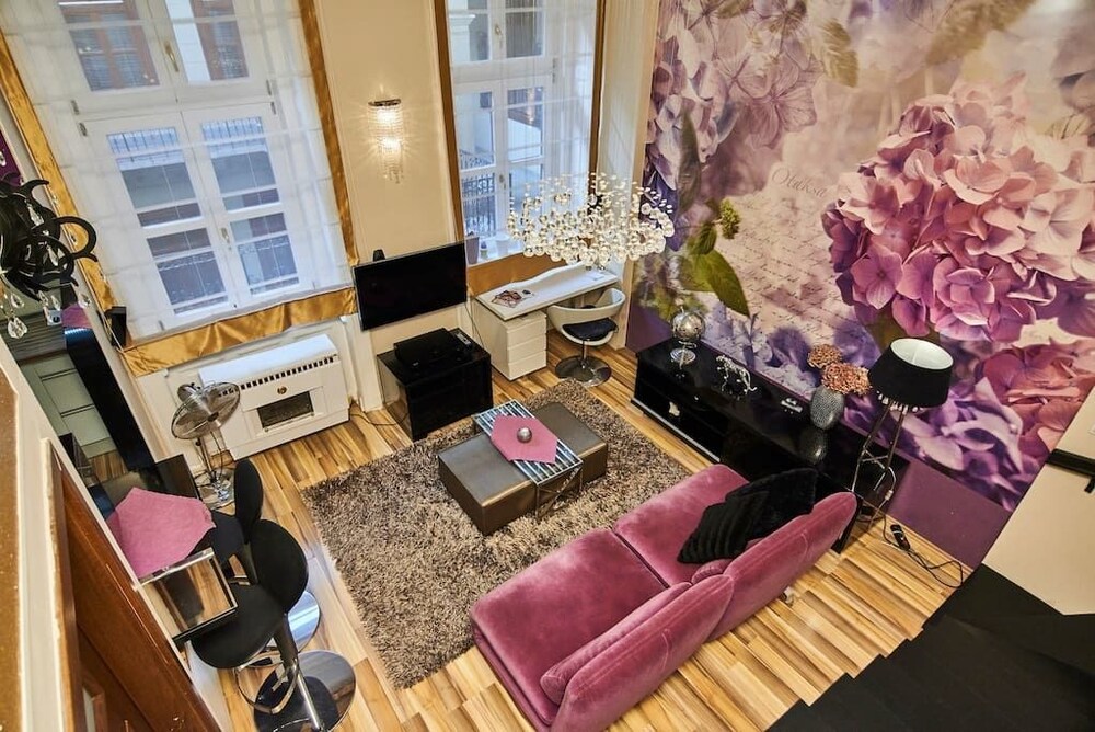 Wohnzimmer (Design-Apartment, 1 Schlafzimmer (1066 Budapest, Ó utca 5.))