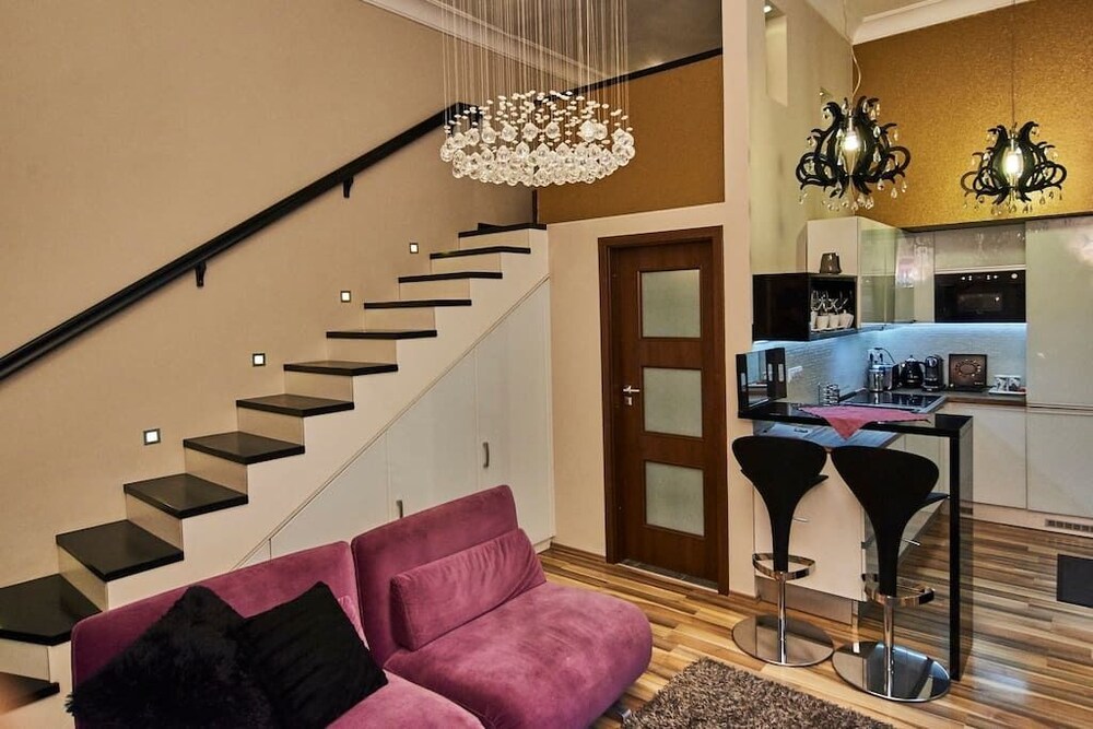 Wohnbereich (Design-Apartment, 1 Schlafzimmer (1066 Budapest, Ó utca 5.))