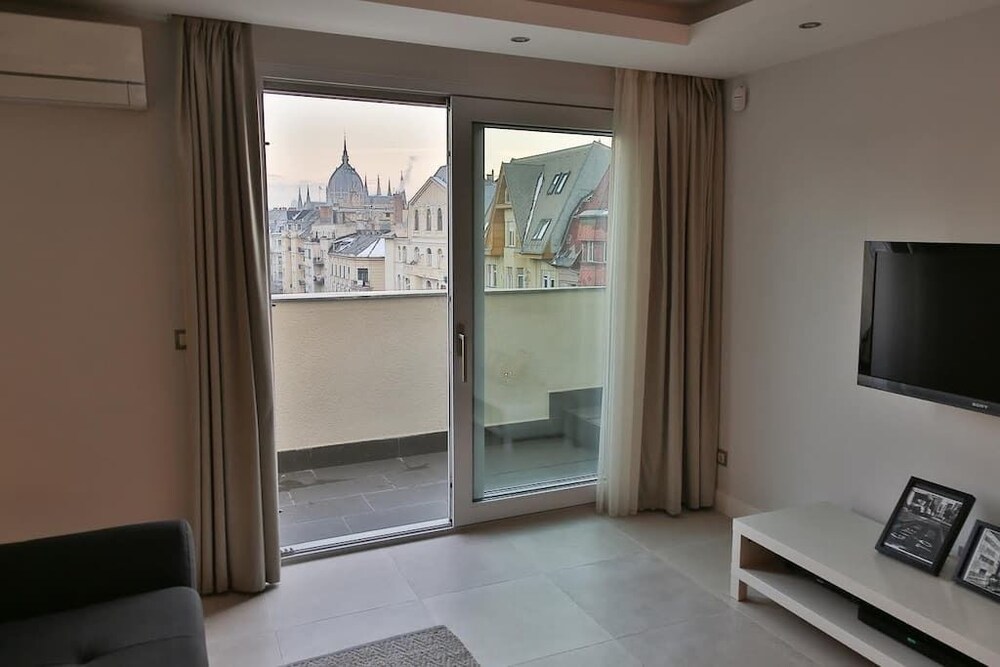 Balkon (Design-Apartment, 2 Schlafzimmer (1055 Budapest, Falk Miksa utca 13.))