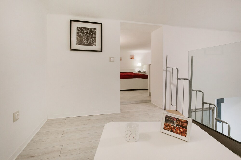 Wohnbereich (Design-Apartment, 1 Schlafzimmer (1065 Budapest, Lázár utca 18.))