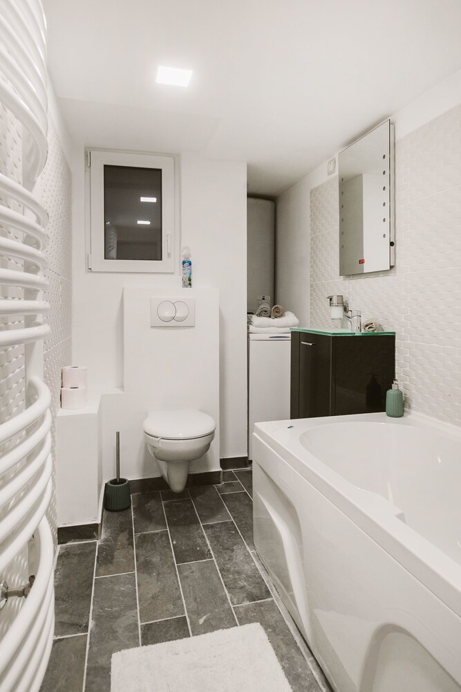 Badezimmer (Design-Apartment, 1 Schlafzimmer (1065 Budapest, Lázár utca 18.))
