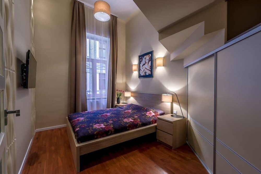 Zimmer (Design-Apartment, 2 Schlafzimmer (1061 Budapest, Hegedű utca 9.))
