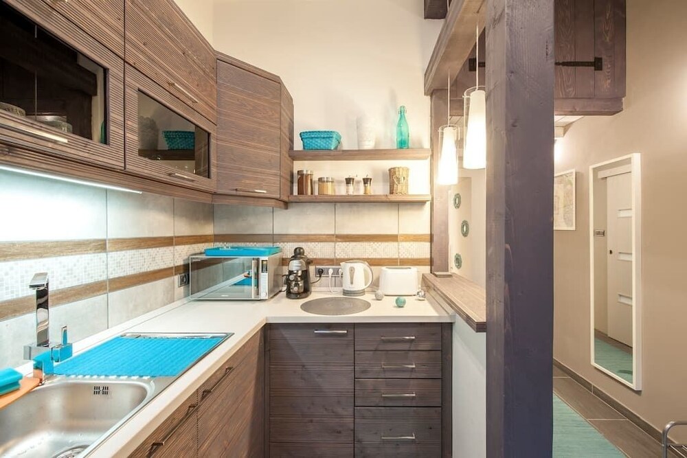 Kochnische im Zimmer (Design-Apartment, 1 Schlafzimmer (1066 Budapest, Teréz krt. 32.))