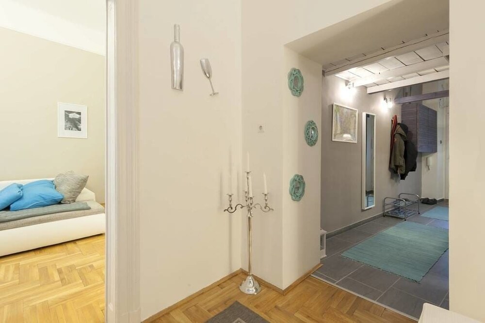 Wohnbereich (Design-Apartment, 1 Schlafzimmer (1066 Budapest, Teréz krt. 32.))