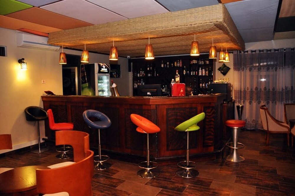 Sports Bar